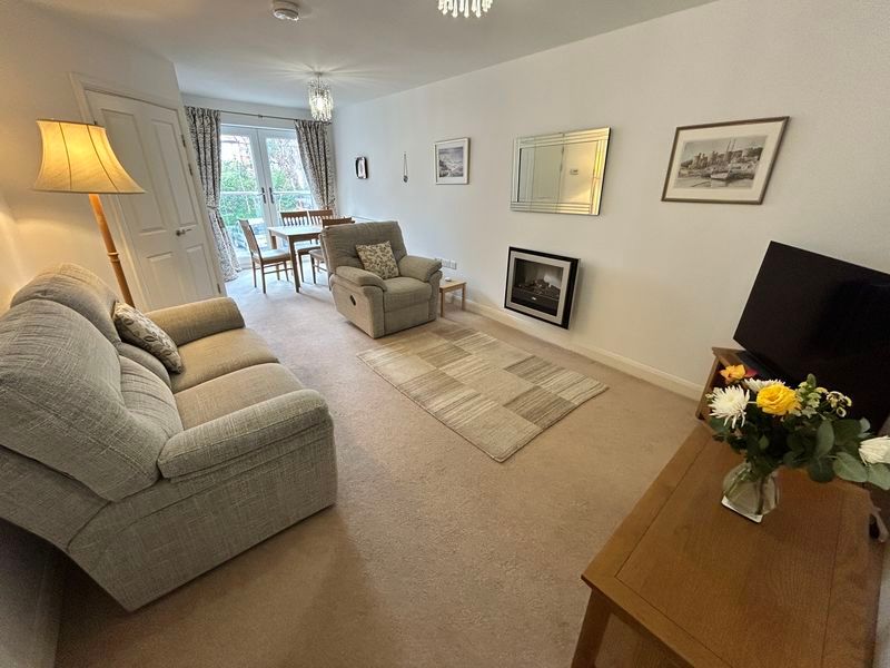 Property photo 2 of 21 Photo 9