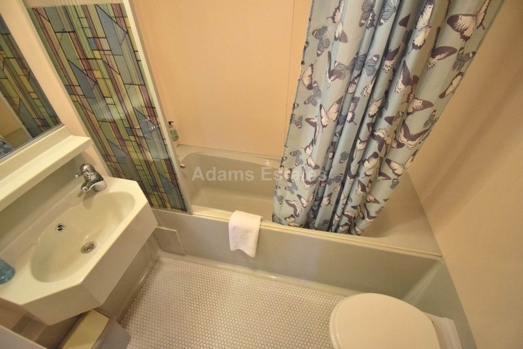 Property photo 3 of 3