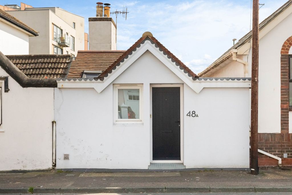 Property photo 1 of 13 5027810