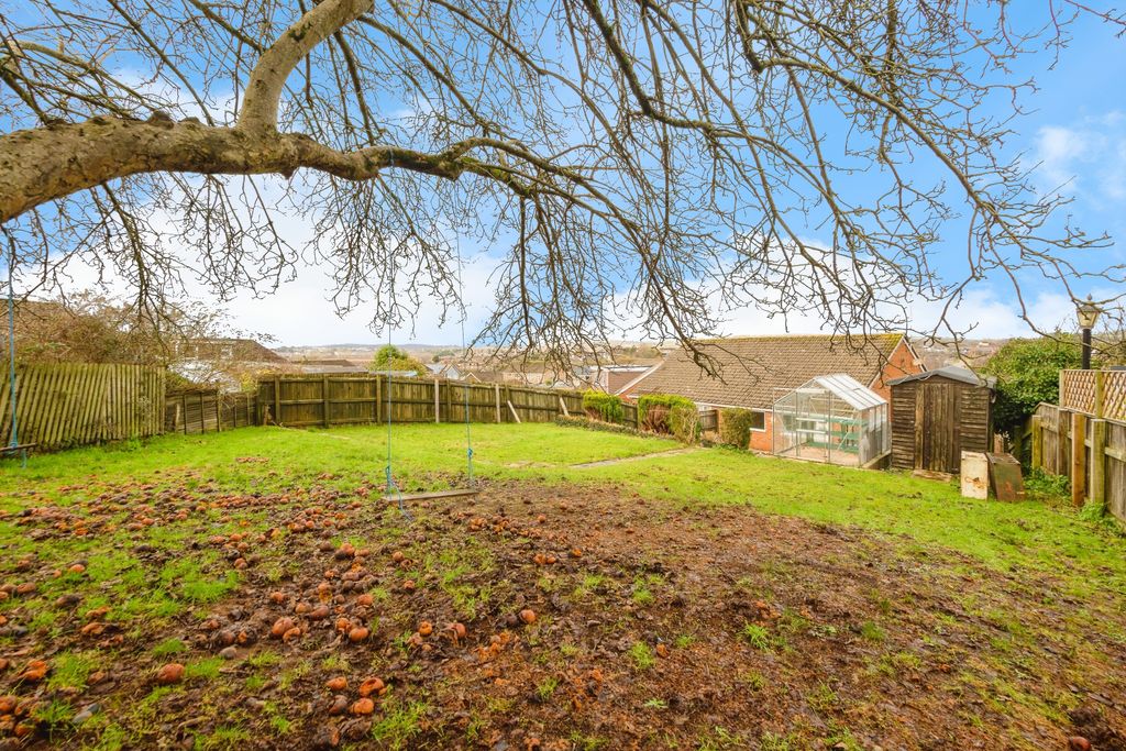 Property photo 2 of 16