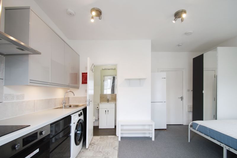 Property photo 2 of 8 Photo 11