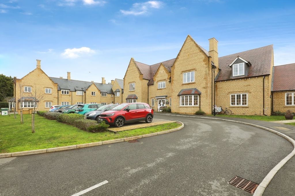 Property photo 1 of 13 Pbox-Img.Jpg