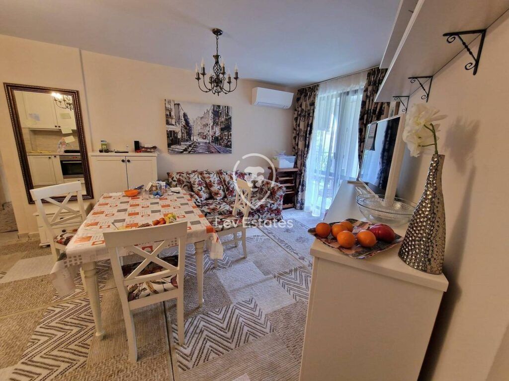 Property photo 3 of 15