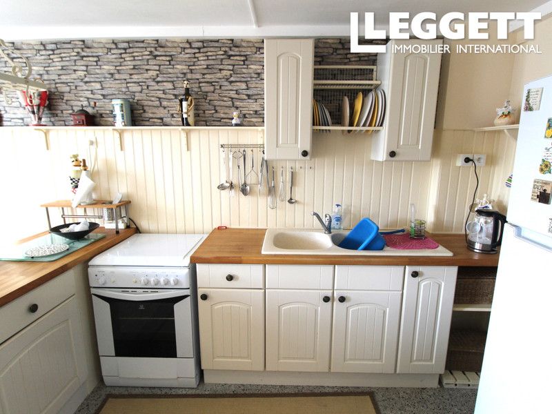 Property photo 3 of 10