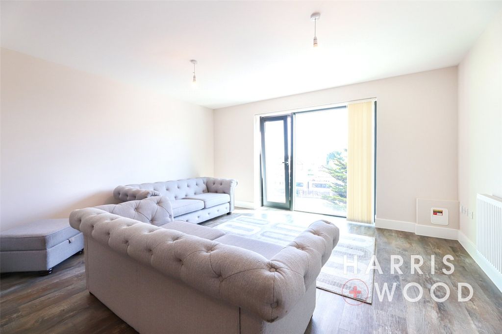 Property photo 3 of 11 Picture No. 04