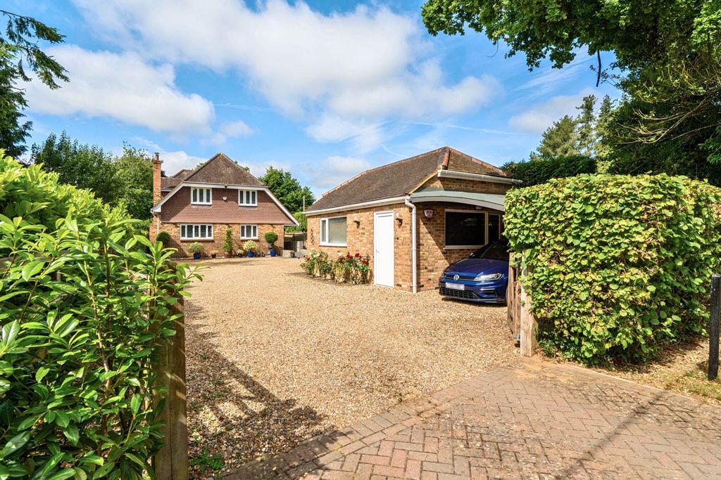 Property photo 1 of 21