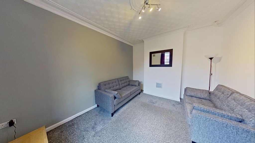 Property photo 2 of 10 24-Thomas-Street-07172024111315.Jpg
