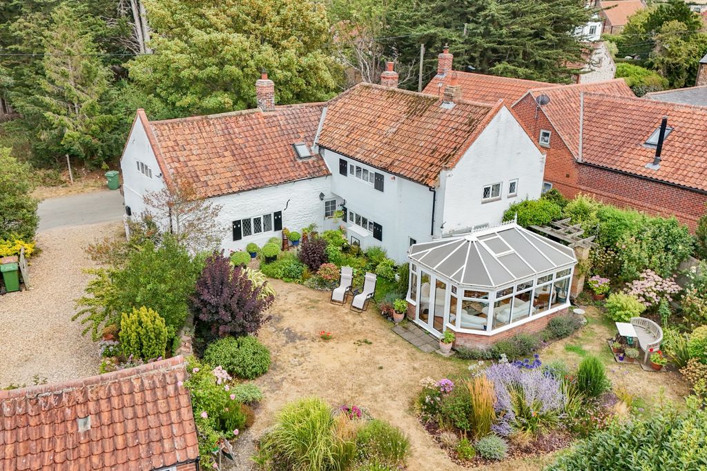 Property photo 2 of 42 5257093