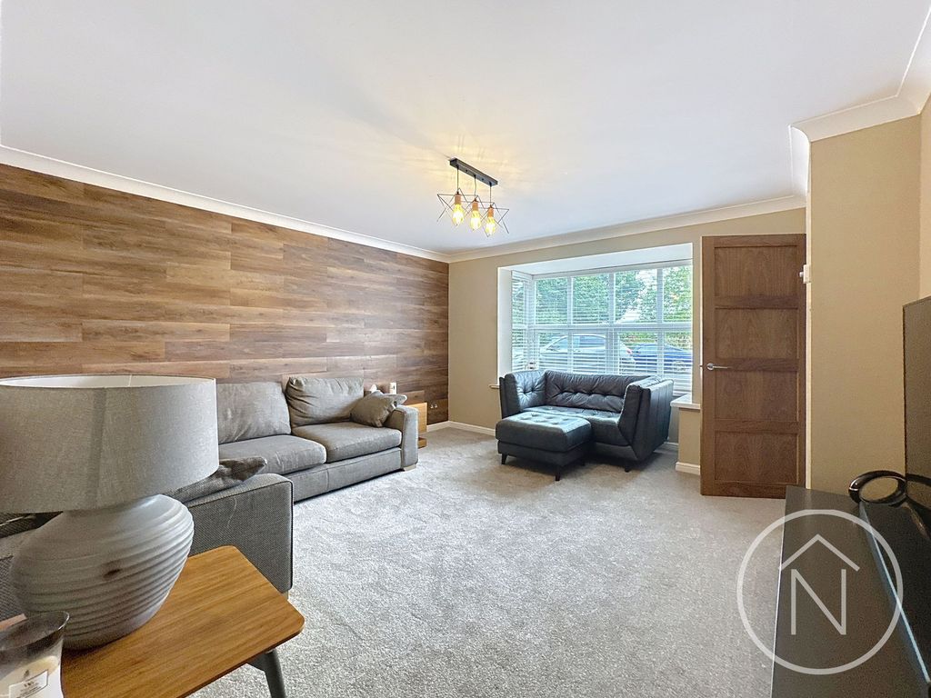 Property photo 3 of 28
