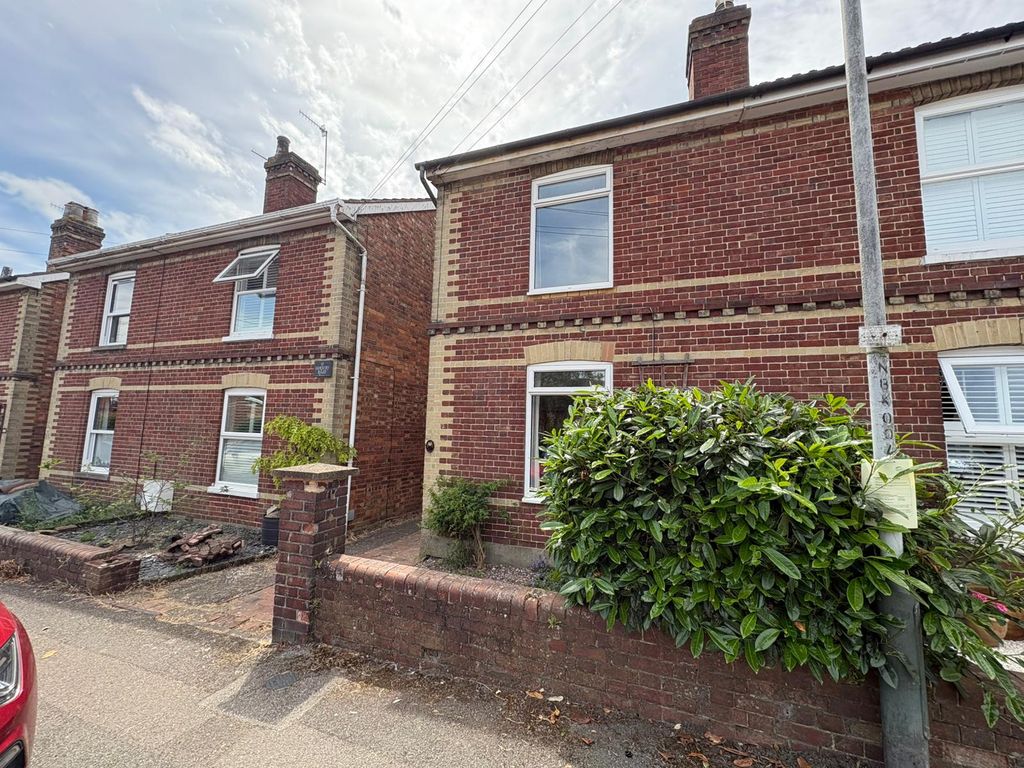 Property photo 3 of 22 Front 2