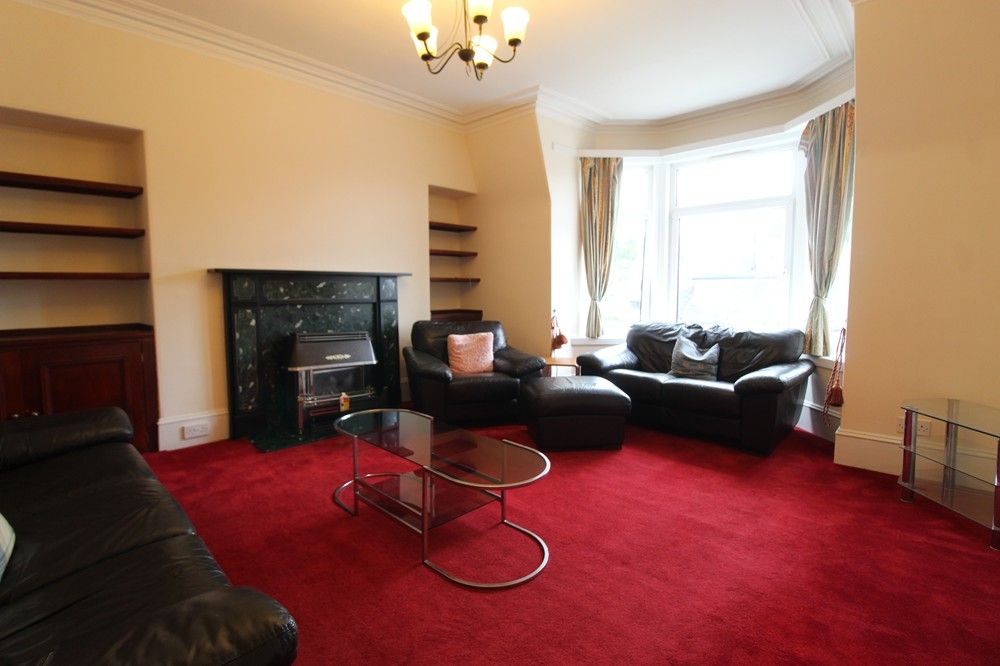 Property photo 2 of 10 Lounge Alt