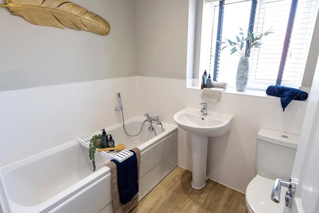 Property photo 3 of 8