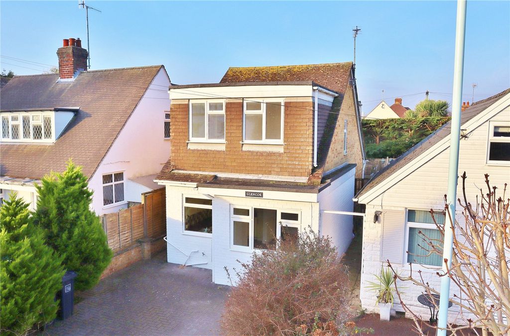 Property photo 1 of 21 Picture No. 12