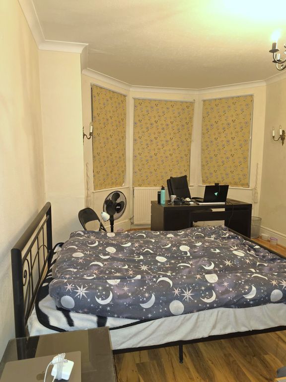 Property photo 1 of 4