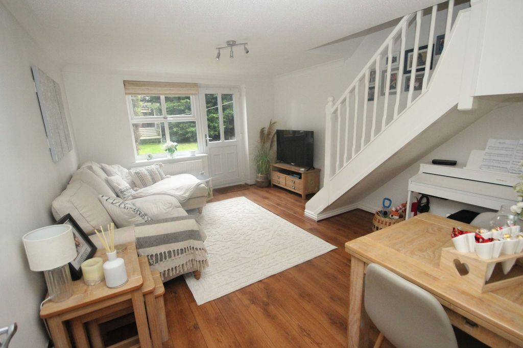 Property photo 3 of 17