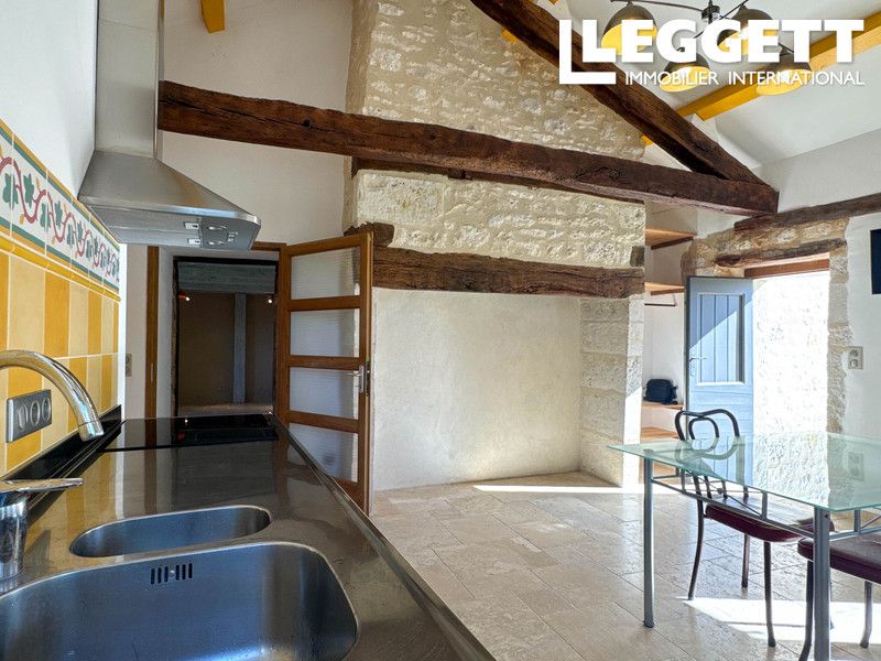 Property photo 3 of 10