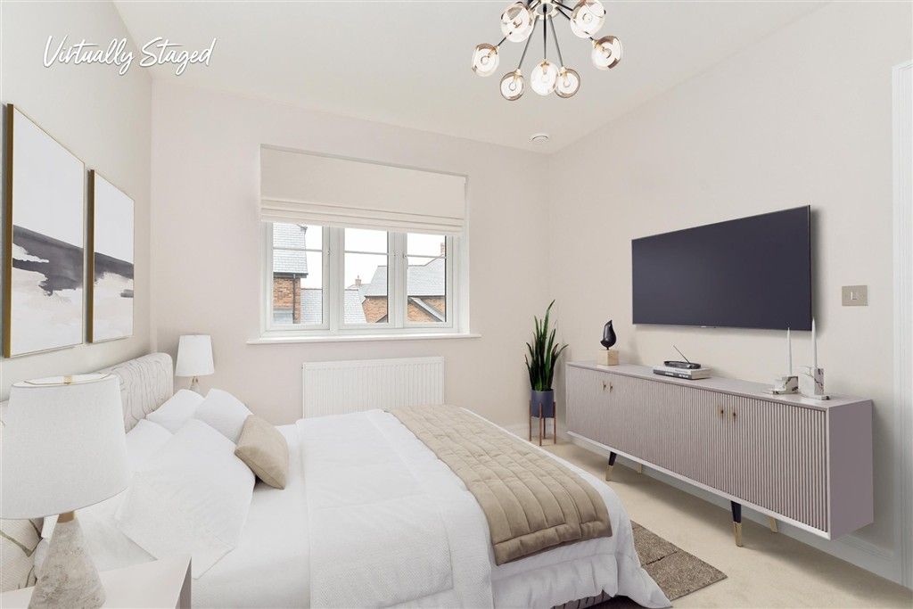 Property photo 1 of 11 Bedroom 1 Staged