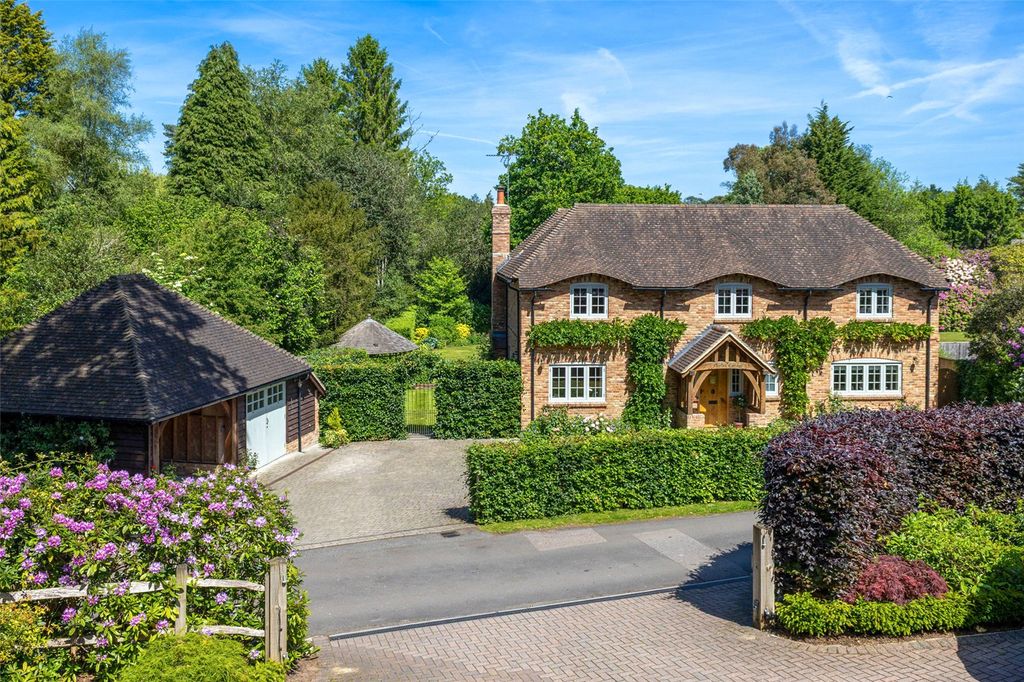 Property photo 1 of 34 Picture No. 96
