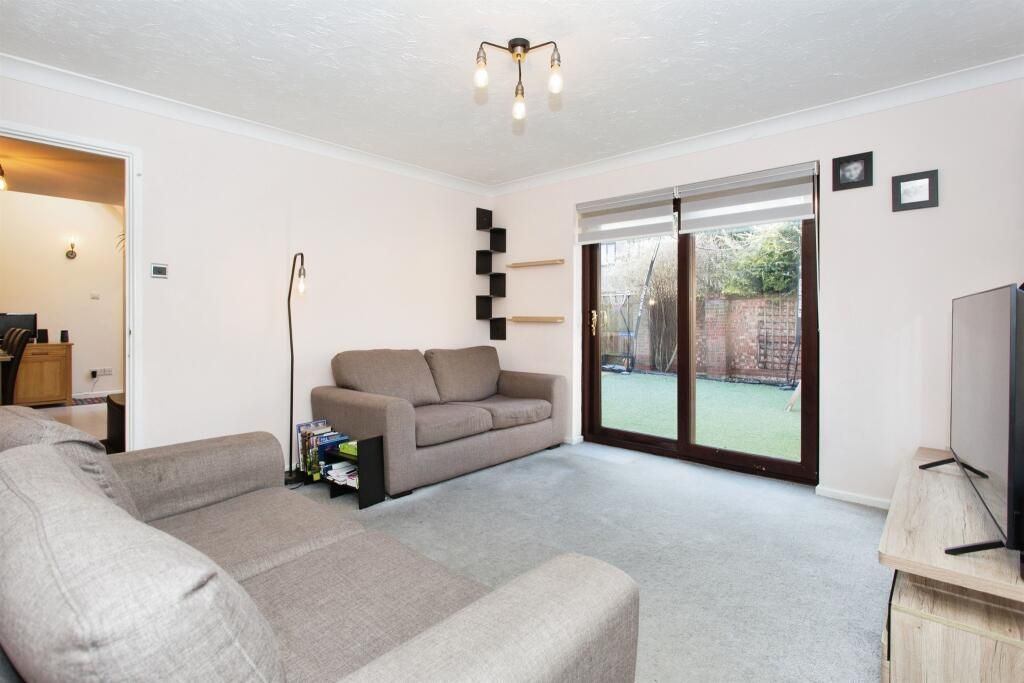 Property photo 3 of 17