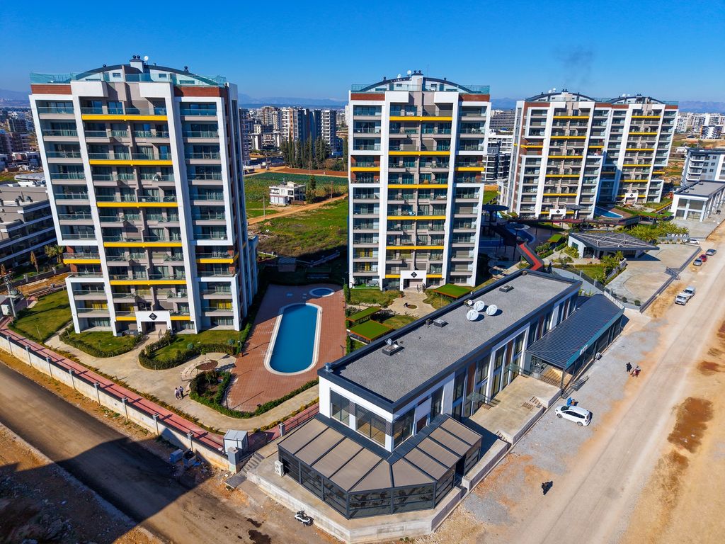 Property photo 1 of 20 Versatile One-Bedroom Apartment For Sale In Antalya - A Modern Apartment Complex