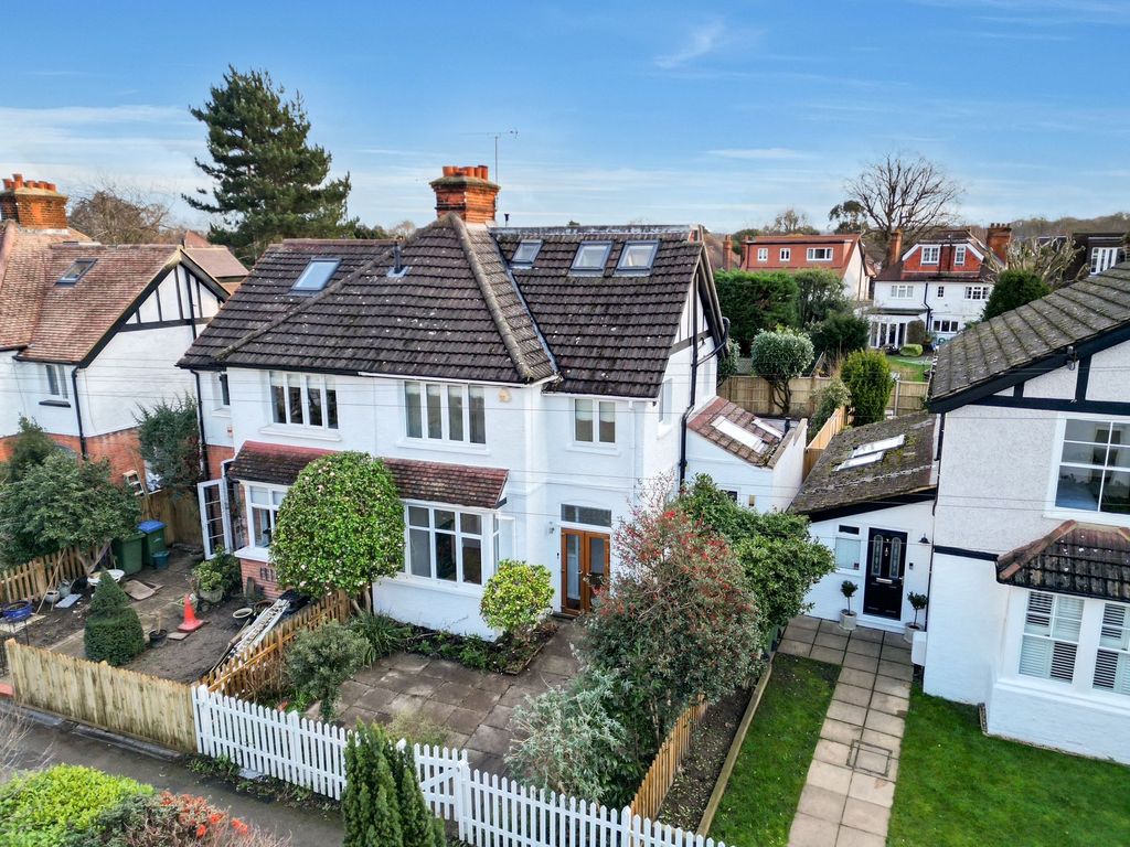 Property photo 1 of 18