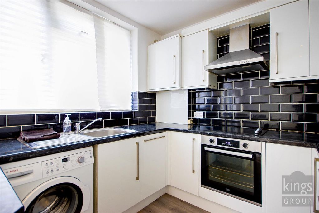 Property photo 3 of 15 5.Jpg