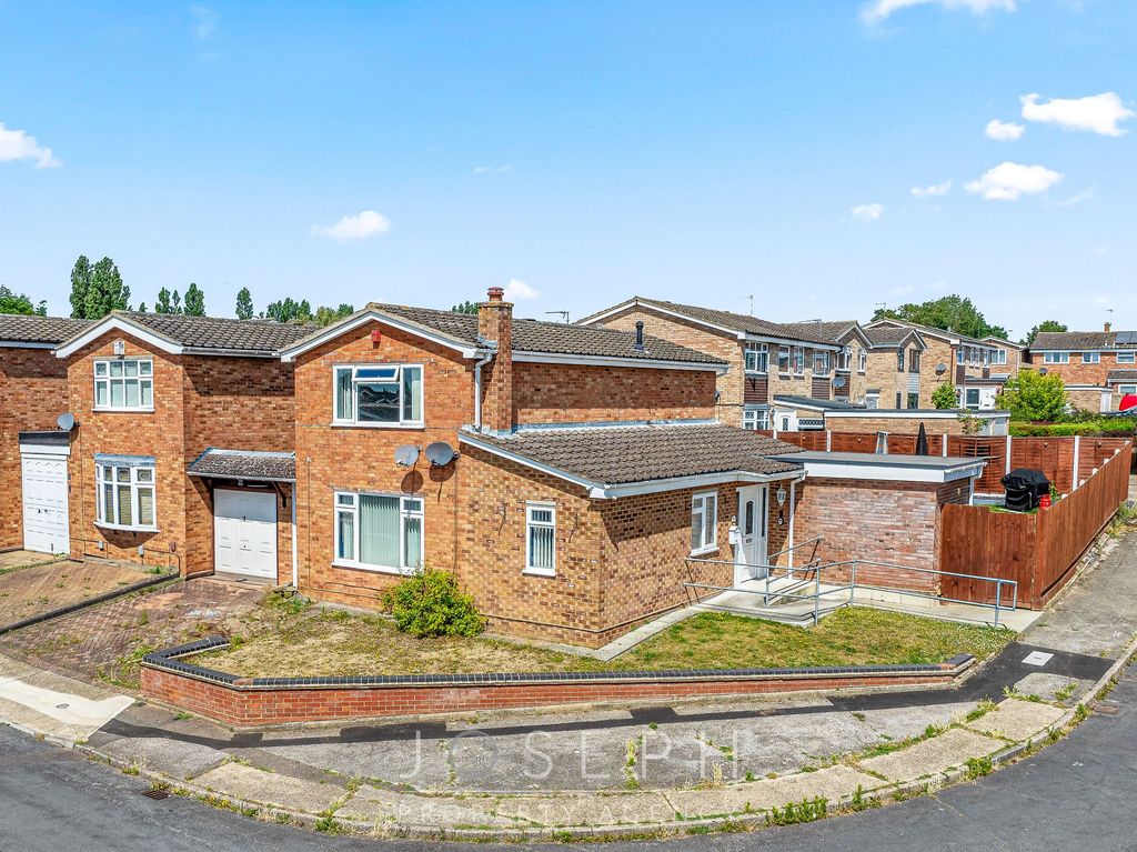 Property photo 1 of 22