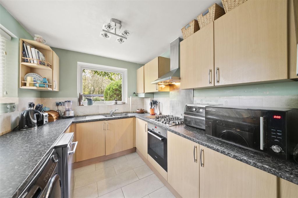 Property photo 3 of 22