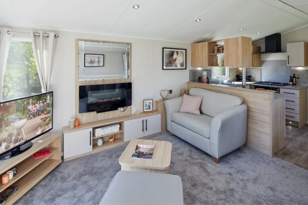 Property photo 1 of 7 Willerby Manor 2.Jpg