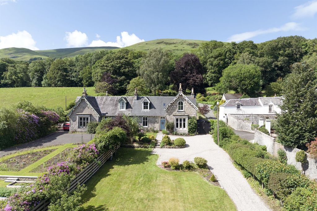 Additional image 45 of 5 bed semi-detached house for saleEast Faerwood, Harviestoun Road, Dollar FK14