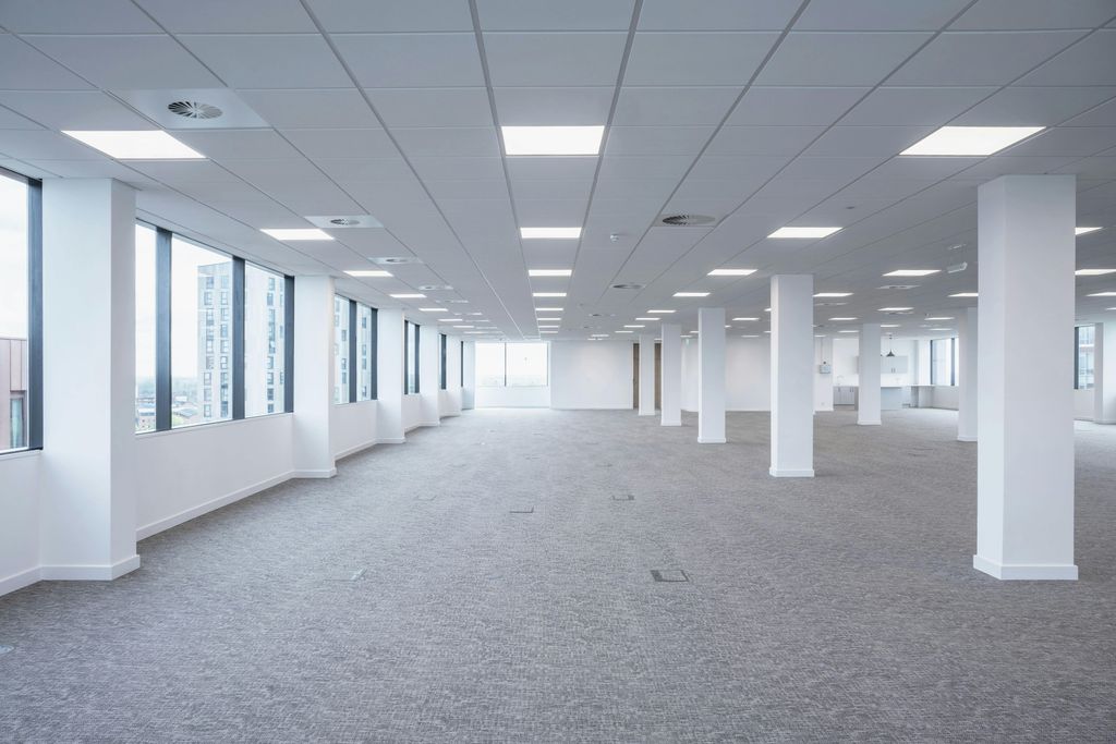 Property photo 2 of 15 Cab_Friar_House_10Thfloor6Min.Jpg