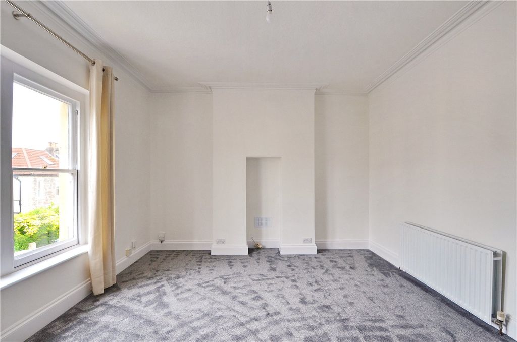 Property photo 1 of 9 Picture No. 07