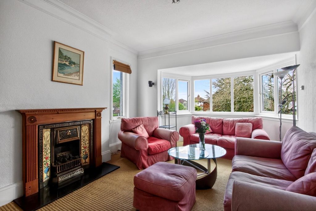 Property photo 2 of 14 Flat2-76Otleyrd-3.Jpg