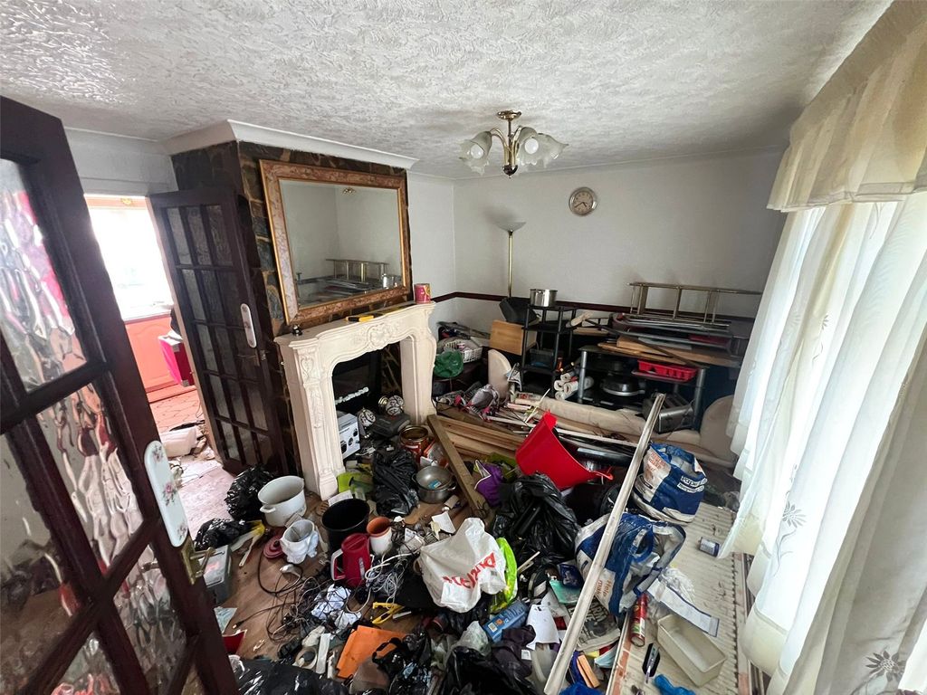 Property photo 3 of 13 Picture No. 12