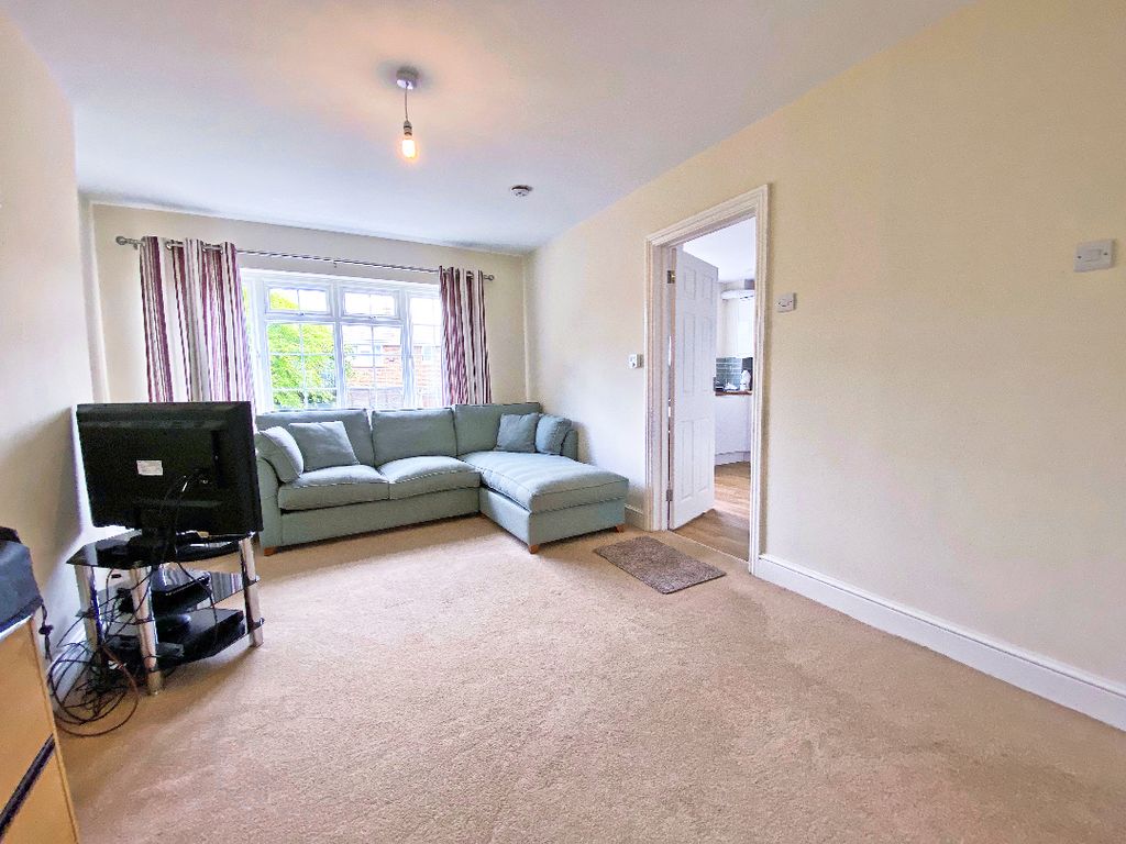 Property photo 3 of 13 3