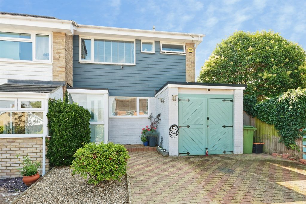 Property photo 1 of 13