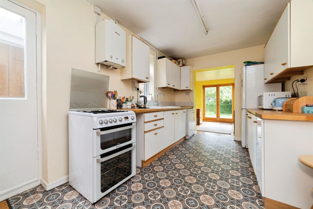 Additional image 4 of 3 bed semi-detached house for saleWhitethorn Lane, Letchworth Garden City SG6