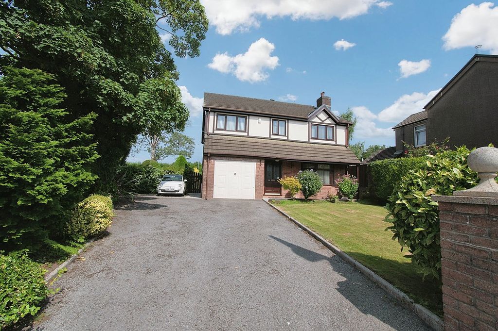 Property photo 1 of 35