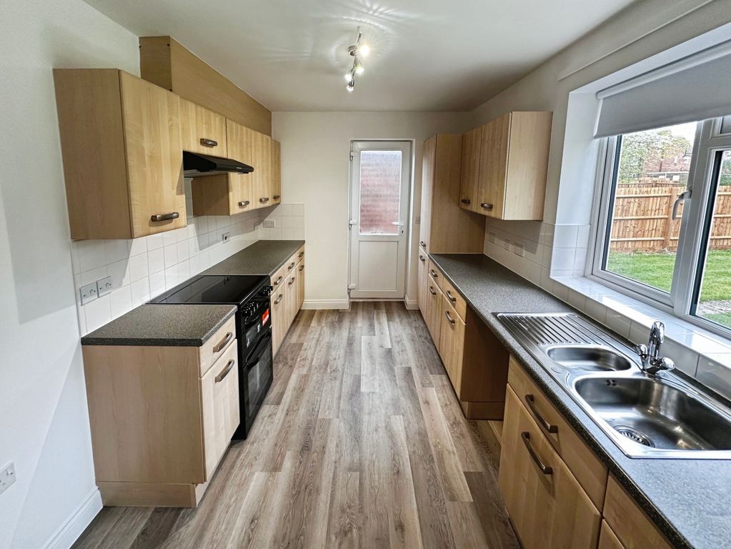 Property photo 3 of 22 Image