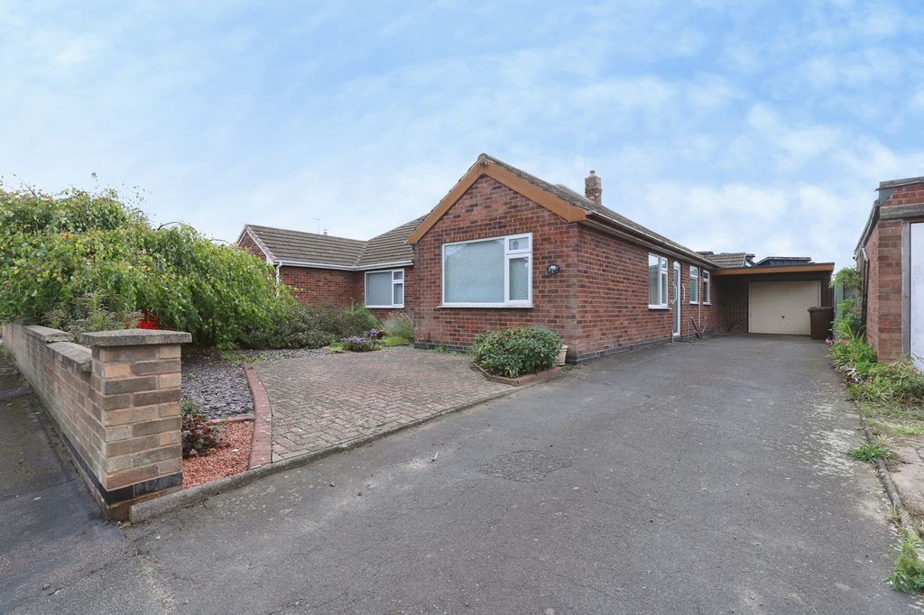 Property photo 1 of 18 Pbox-Img.Jpg