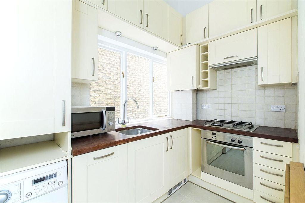 Property photo 3 of 6