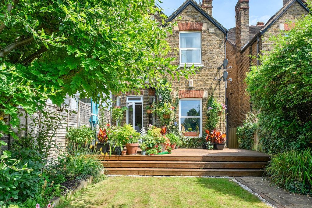 Property photo 1 of 9 Picture No. 32