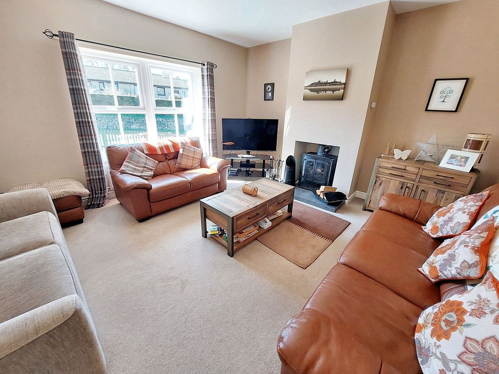 Property photo 2 of 24