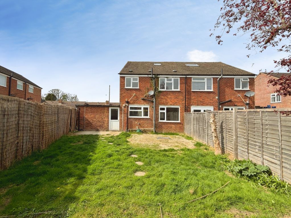 Property photo 2 of 11