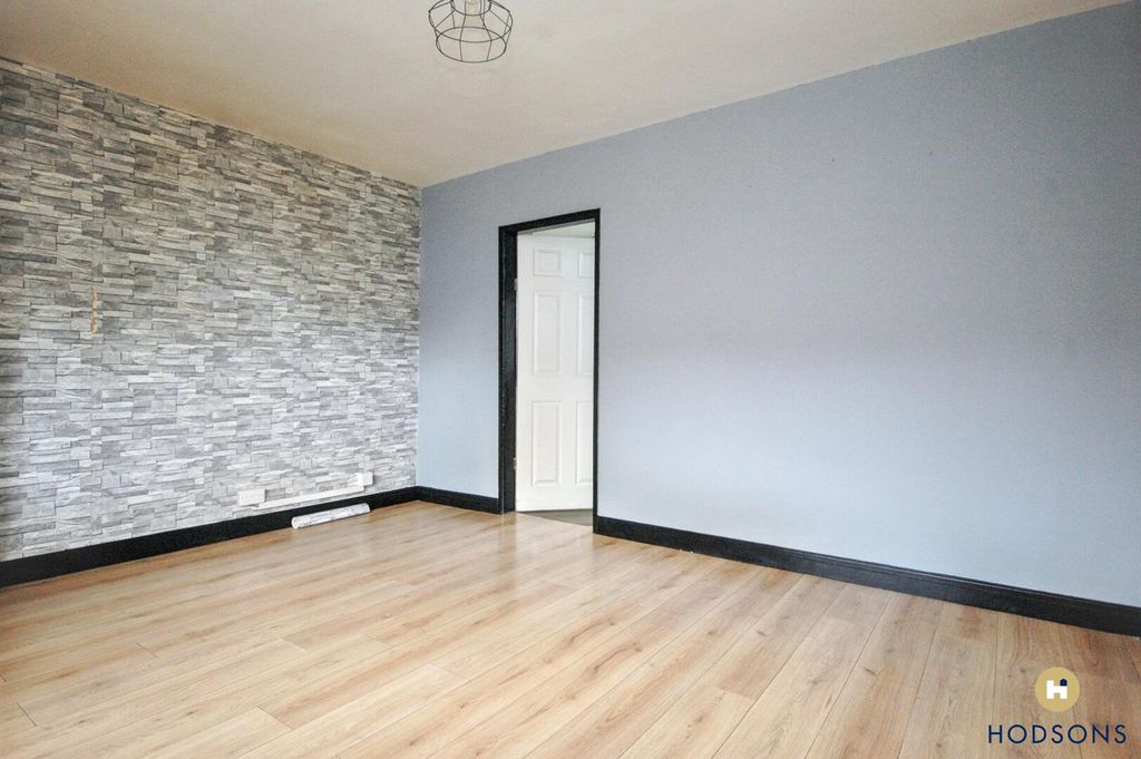Property photo 3 of 10 Living Room