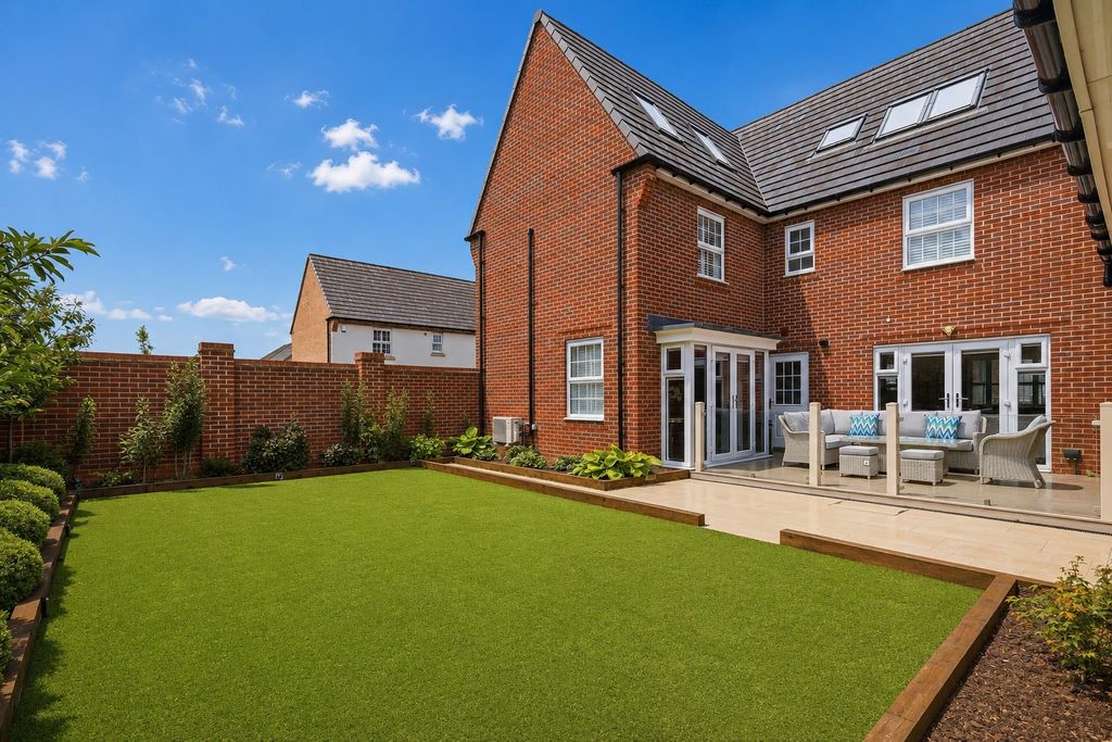 Property photo 2 of 31 5220145