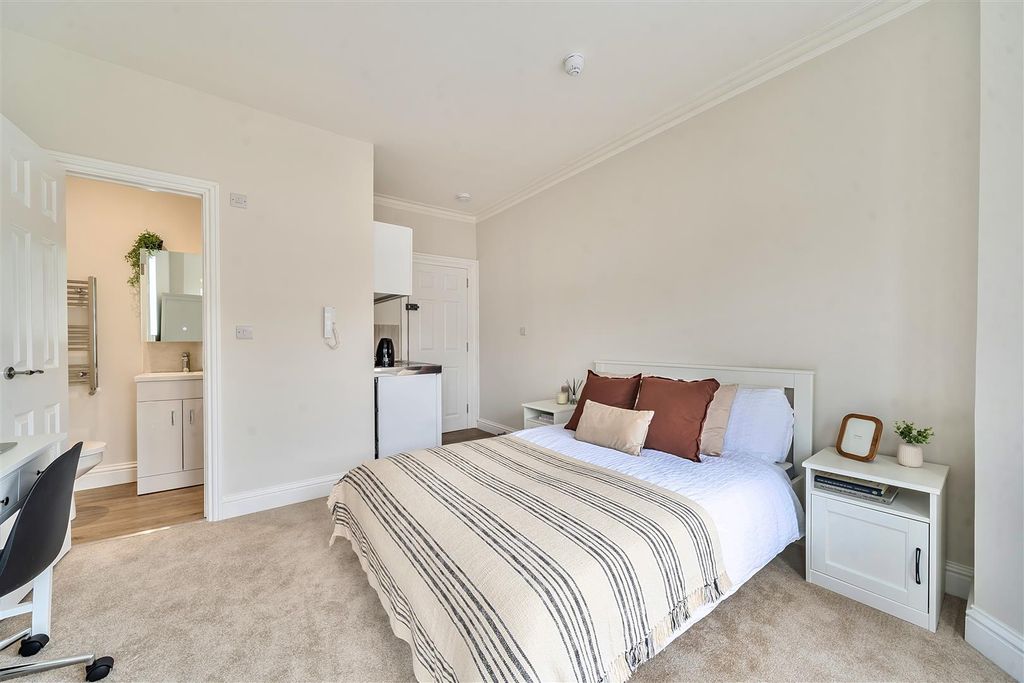 Property photo 2 of 15 1361317-21-68Dd1B780B1A9.Jpg