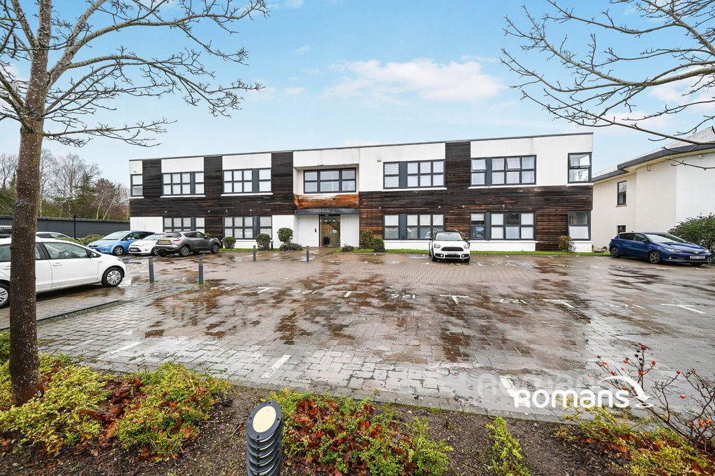 Property photo 1 of 11 Pbox-Img.Jpg