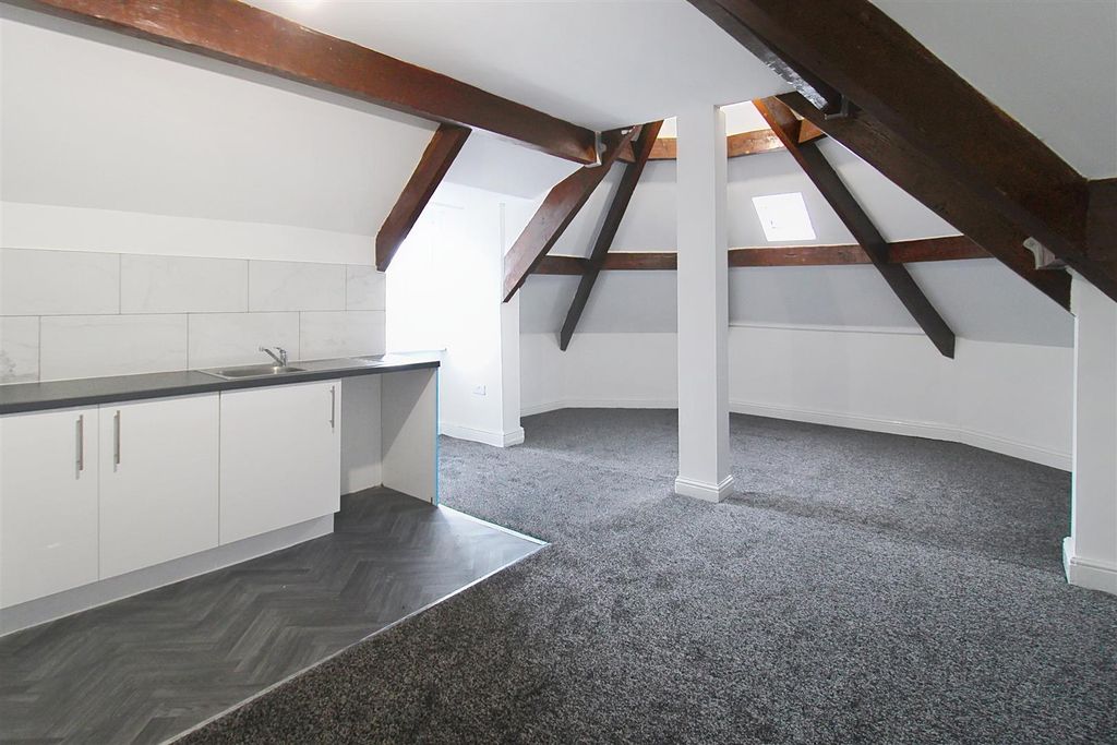 Property photo 1 of 5 Flat-3-125-Fitzwilliam_00002.Jpeg