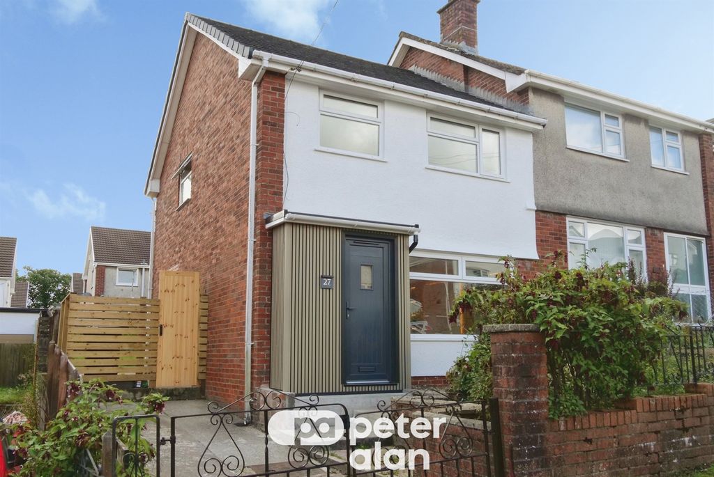 Property photo 1 of 24